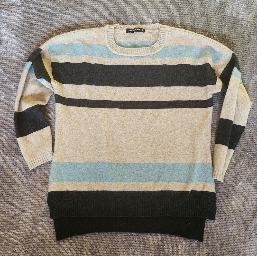 NATIVE WORLD SZ SMALL Womens Possum/ Wool/silk Sweater, Made In NEW Zealand